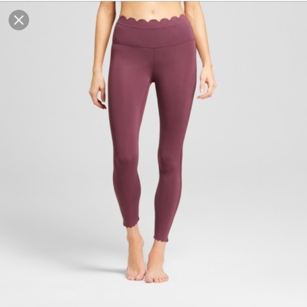 Joy Lab Target Scalloped Leggings Maroon